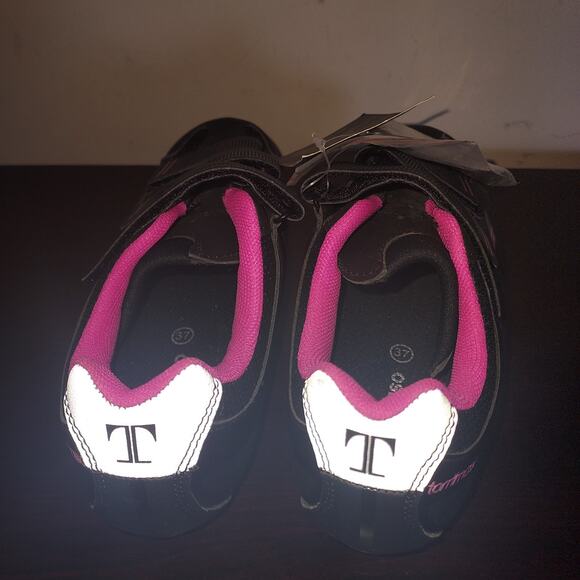 Tommaso Women's Cycling Shoes 37 (sz 7)Pista 100 SPD & Fit Peloton Bikes Black - Picture 3 of 9